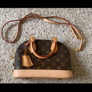 Louis Vuitton Alma